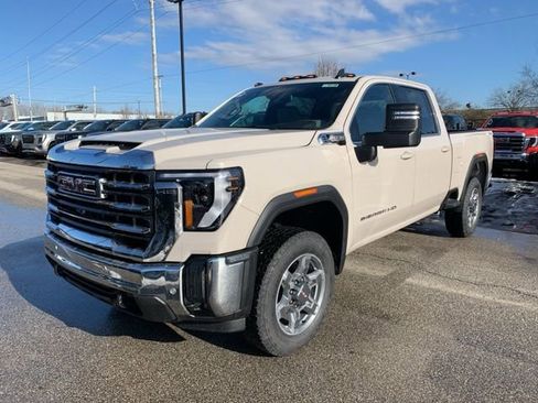 New 2026 GMC Sierra 2500 SLE image 8