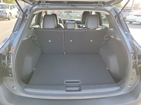 New 2026 Nissan Kicks SR image 13