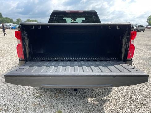 Used 2022 Chevrolet Silverado 1500 LT Trail Boss AWD/4WD image 14