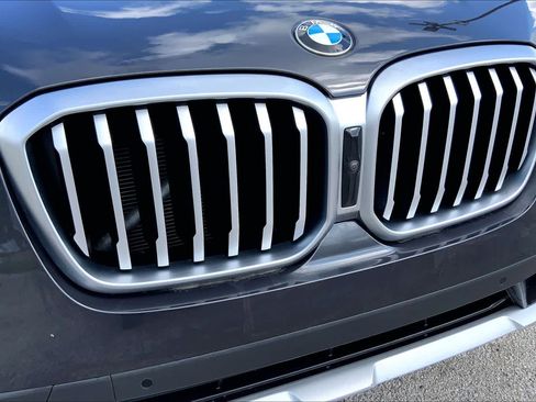 Used 2024 BMW X3 sDrive30i w/ Premium Package image 29