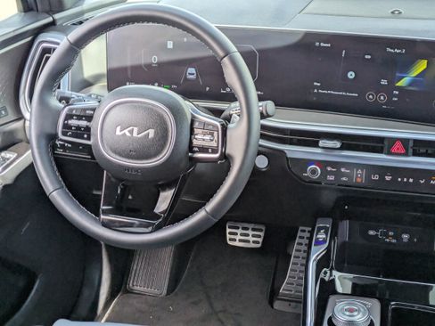 Certified 2025 Kia Sorento SX Prestige image 16