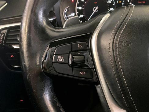 Used 2018 BMW 530i RWD image 22