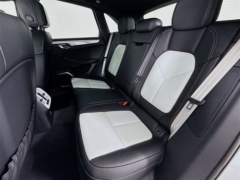 New 2026 Porsche Macan GTS image 24
