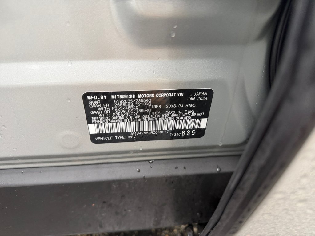 Used 2024 Mitsubishi Outlander SE AWD/4WD image 31
