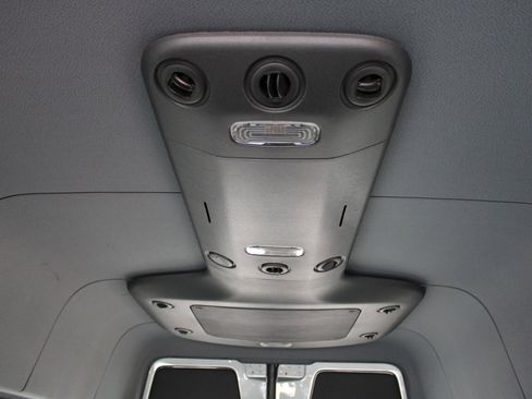 Used 2024 Mercedes-Benz Sprinter 2500 image 38