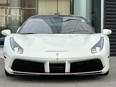 Used 2017 Ferrari 488 Spider image 11