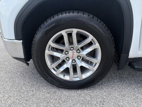 Used 2019 GMC Sierra 1500 SLT w/ SLT Premium Plus Package AWD/4WD image 27