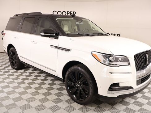 Used 2023 Lincoln Navigator Black Label AWD/4WD image 1