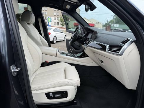 Used 2020 BMW X5 sDrive40i w/ Premium Package RWD image 25