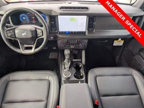 New 2025 Ford Bronco Badlands image 16