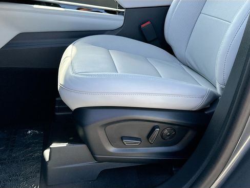 New 2026 Ford Explorer Platinum AWD/4WD image 14