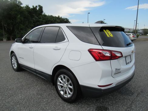 Used 2018 Chevrolet Equinox LT FWD image 5