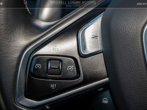 Used 2020 Chevrolet Corvette Stingray w/ Z51 Performance Package image 19