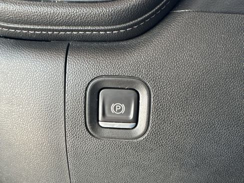 Used 2021 GMC Sierra 2500 SLE w/ SLE Convenience Package image 29