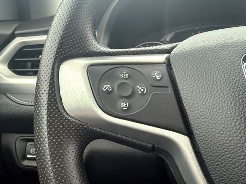 Used 2023 GMC Acadia SLE w/ Driver Convenience Package image 38