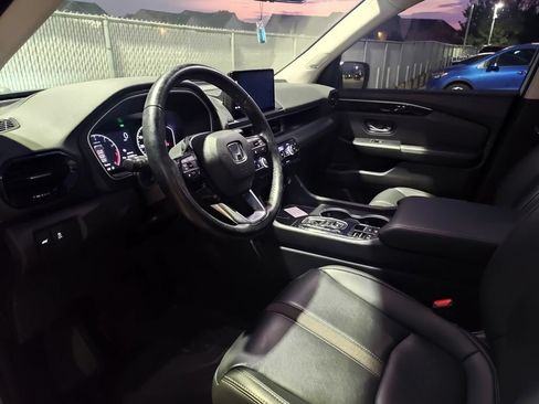 Used 2023 Honda Pilot Touring image 8