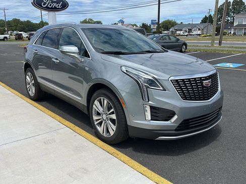 Used 2024 Cadillac XT5 Premium Luxury w/ Platinum Package AWD/4WD image 3
