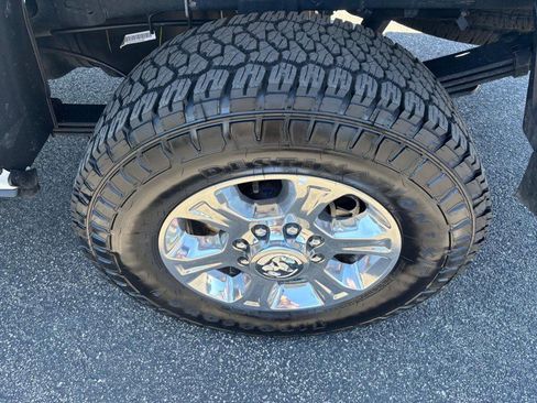 Used 2024 RAM 3500 Big Horn AWD/4WD image 7