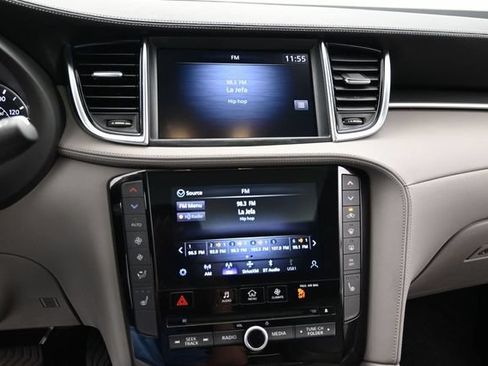 Used 2023 INFINITI QX50 Luxe w/ Accent Package FWD image 25