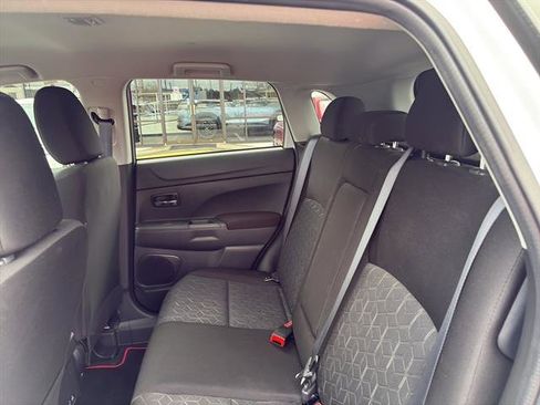 Used 2023 Mitsubishi Outlander Sport ES image 12