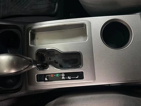 Used 2014 Toyota Tacoma PreRunner w/ SR5 Package RWD image 12