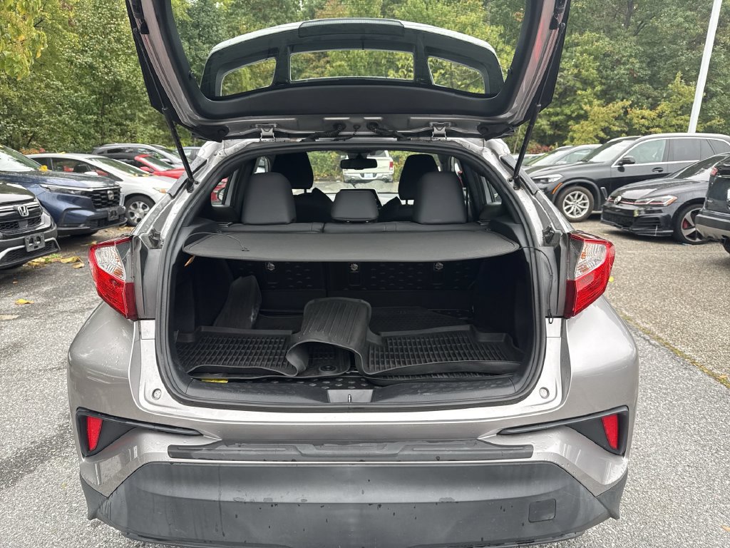 Used 2019 Toyota C-HR Limited FWD image 20