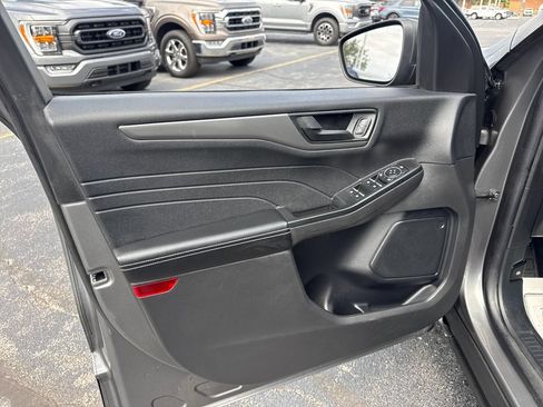 Used 2025 Ford Escape Active FWD image 24
