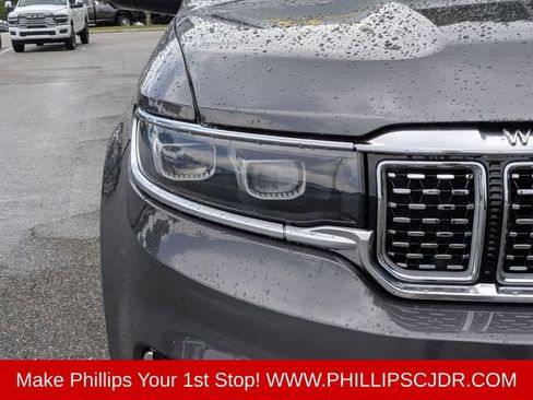 Certified 2022 Jeep Grand Wagoneer Series I w/ HD Trailer Tow Package AWD/4WD image 9