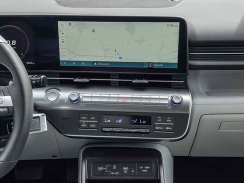 Certified 2025 Hyundai Kona Limited FWD image 13