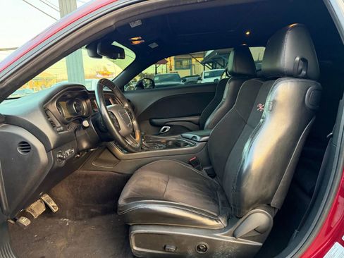 Used 2017 Dodge Challenger R/T w/ Sound Group image 15