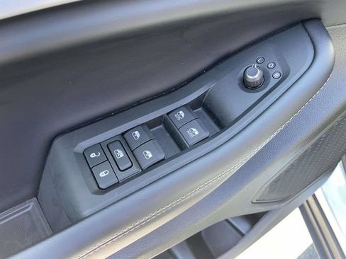 Certified 2025 Jeep Grand Cherokee Limited AWD/4WD image 21