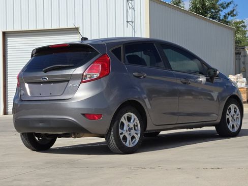 Used 2014 Ford Fiesta SE FWD image 5