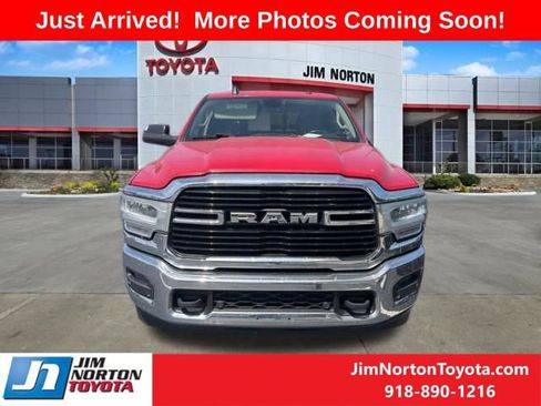 Used 2019 RAM 2500 Big Horn AWD/4WD image 2