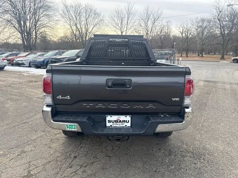 Used 2016 Toyota Tacoma SR5 image 27