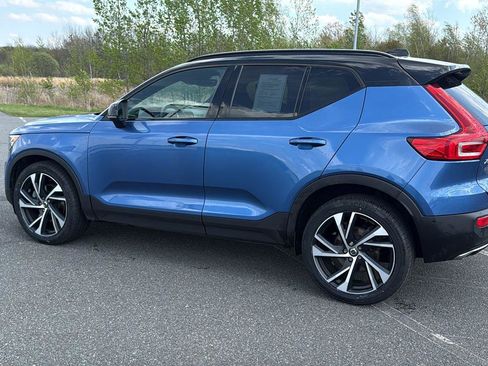 Used 2019 Volvo XC40 T5 R-Design AWD/4WD image 10