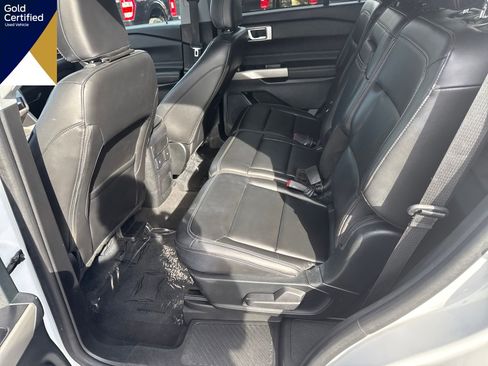 Certified 2024 Ford Explorer XLT w/ Equipment Group 202A image 22