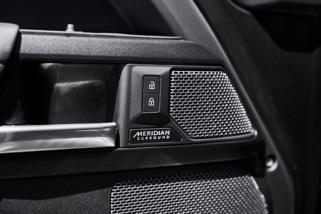 Used 2023 Land Rover Defender 110 Carpathian Edition AWD/4WD image 37