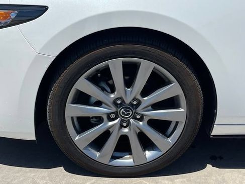Used 2024 MAZDA MAZDA3 s FWD image 6