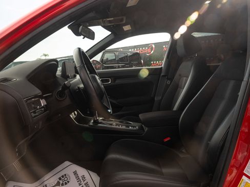 Used 2024 Honda Civic Sport image 17