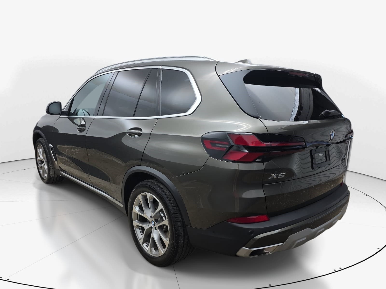 Used 2024 BMW X5 xDrive40i AWD/4WD image 6