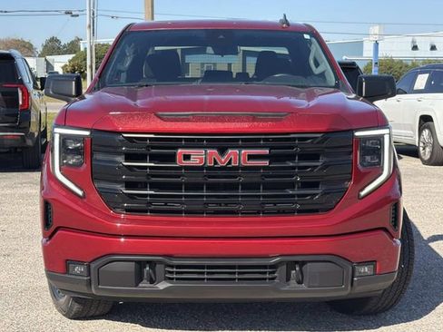 Used 2023 GMC Sierra 1500 Elevation image 4
