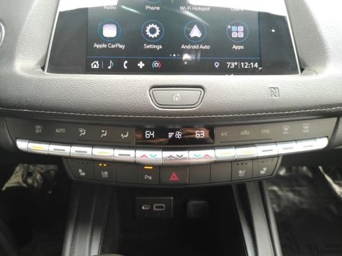 Used 2019 Cadillac XT4 Premium Luxury image 41