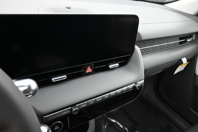 New 2027 Hyundai Ioniq 5 SE AWD/4WD image 22