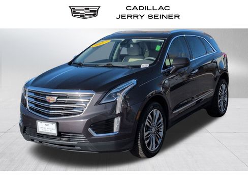 Used 2017 Cadillac XT5 Premium Luxury image 1