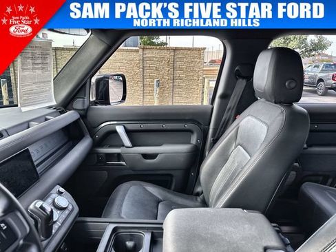 Used 2022 Land Rover Defender 110 X-Dynamic SE AWD/4WD image 13