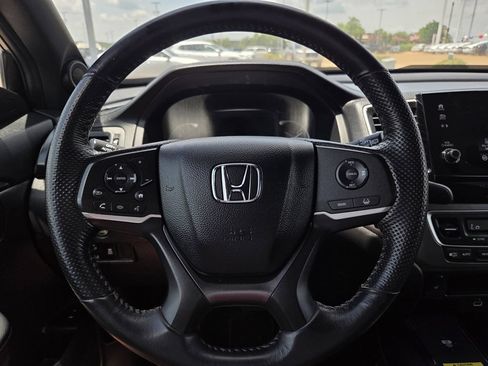 Certified 2024 Honda Passport EX-L image 22