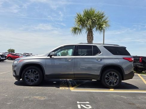 Used 2019 Chevrolet Traverse RS w/ LPO, Floor Liner Package AWD/4WD image 3