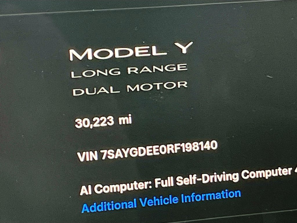 Used 2024 Tesla Model Y Long Range AWD/4WD image 11