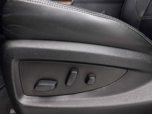 Used 2020 GMC Yukon XL Denali w/ Open Road Package image 25