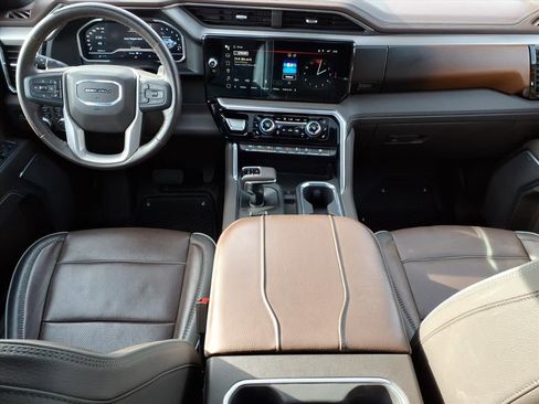 Used 2023 GMC Sierra 1500 Denali w/ Denali Reserve Package image 9